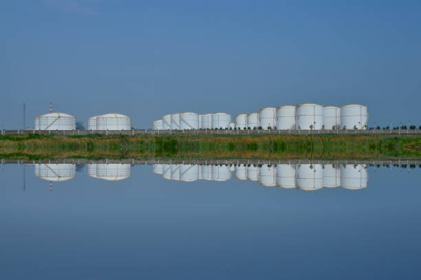 The oil tank