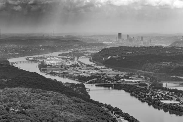 istock A Romantic View towards Pittsburgh, Pennsylvania 1020608552
