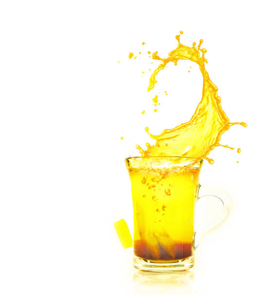 Ced Tea Splash 1.100+ Iced Tea Splash fotos de stock, imagens e fotos royalty-free ...