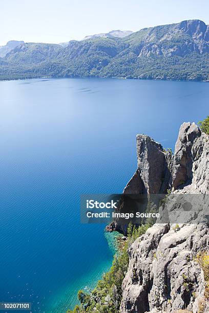 Lake In Bariloche Area Of Argentina 아르헨티나에 대한 스톡 사진 및 기타 이미지 - 아르헨티나, 0명, 강