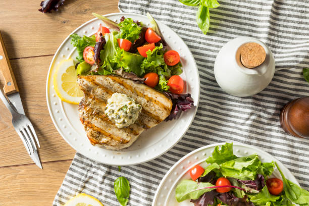 organic grilled swordfish steak - swordfish imagens e fotografias de stock