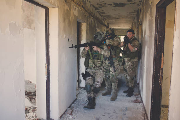 istock Soldiers in action 1020814336