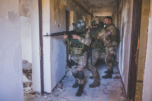 istock Soldiers in action 1020814386