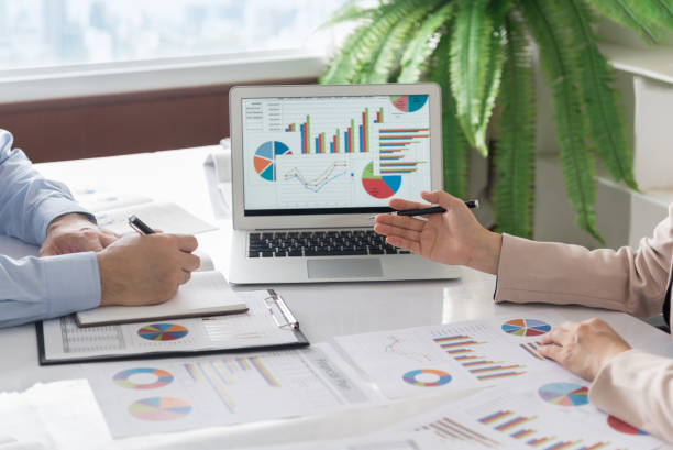 istock accounting financial meeting 1020928042