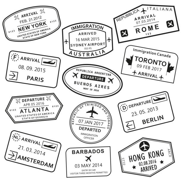 ilustrações, clipart, desenhos animados e ícones de conjunto carimbo personalizado e viagem passaporte. carimbos de visto do aeroporto internacional. ilustração em vetor. - global business passport transportation italy