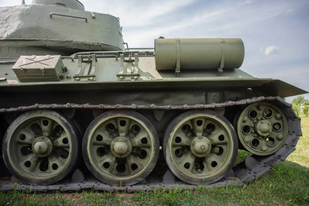 istock Self-propelled howitzer on crawler tracks with rotating turret 1021116962