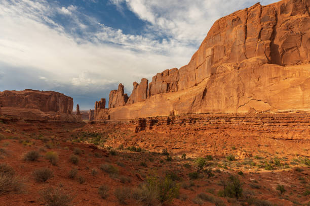 istock Park Avenue Arches National Park 1021149964