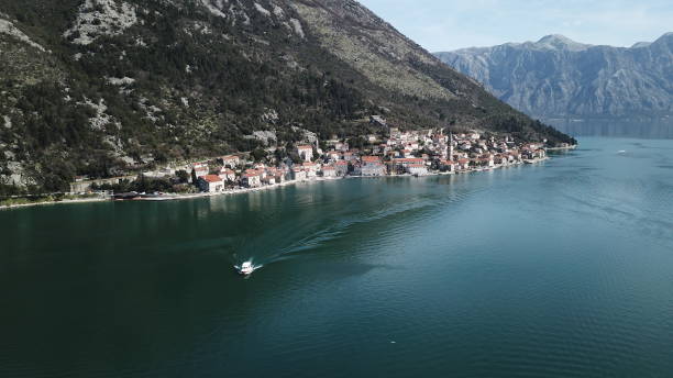 istock Perast in Boka Kotorska 1021245584