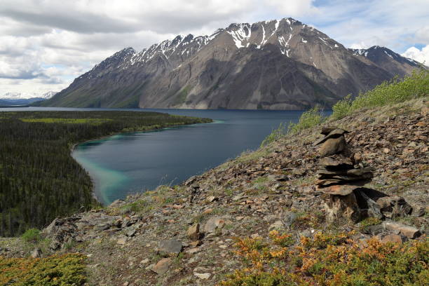 istock Hiking along Kathleen Lake 1021326372