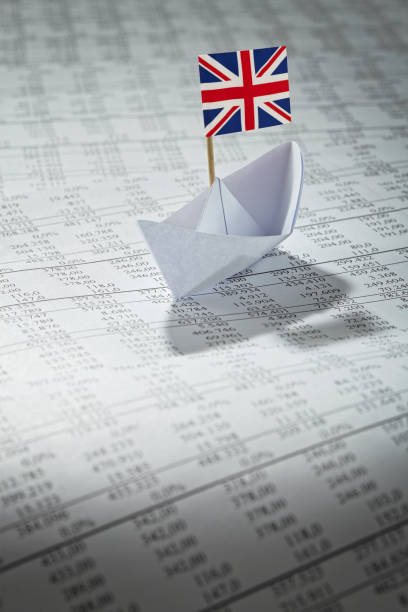 dati finanziari - british flag currency banking uk foto e immagini stock