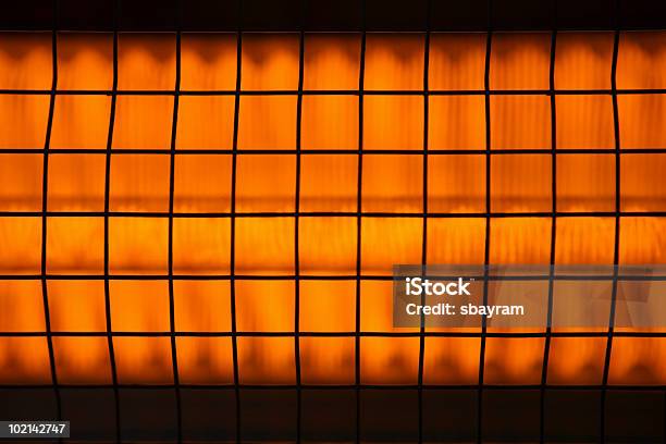 Calentador Eléctrico Foto de stock y más banco de imágenes de Calor - Calor, Luz infrarroja, Estufa eléctrica