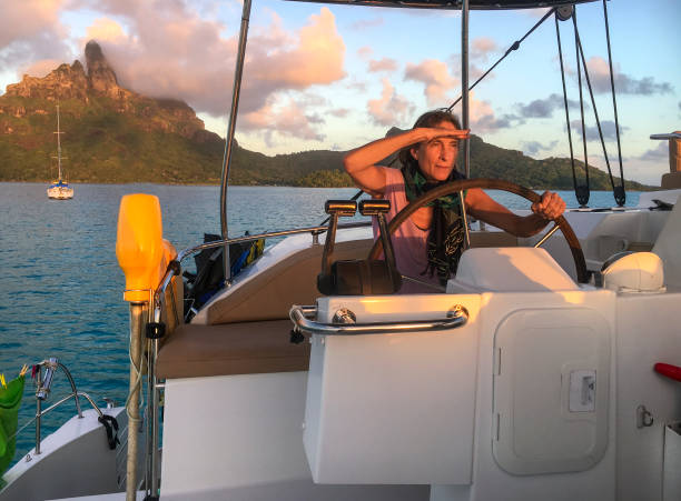 istock Morning sail at Bora Bora 1021526832
