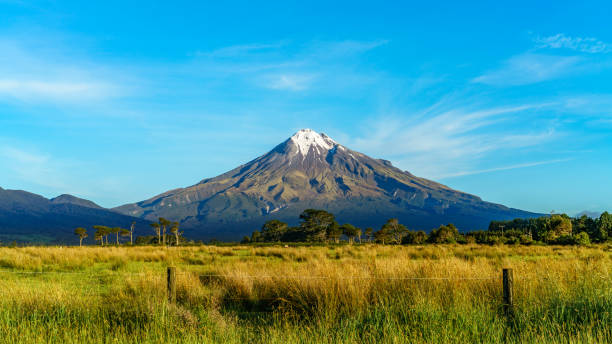 istock cone volcano mount taranaki, new zealand 1 1021632286