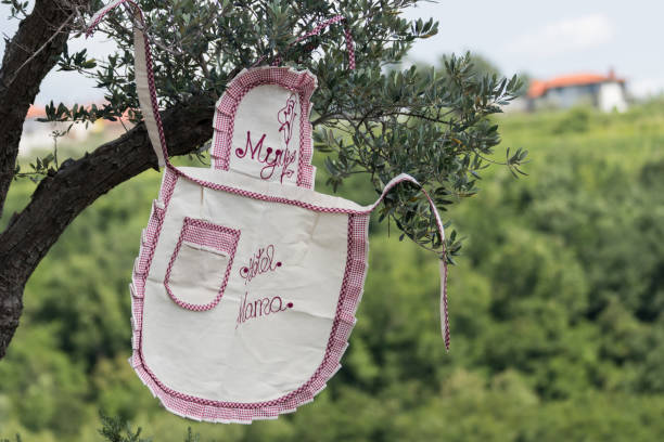 istock Sale of souvenir kitchen clothes 1021640838