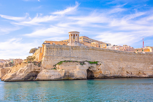 Naturaleza, la historia y la isla de Malta photo