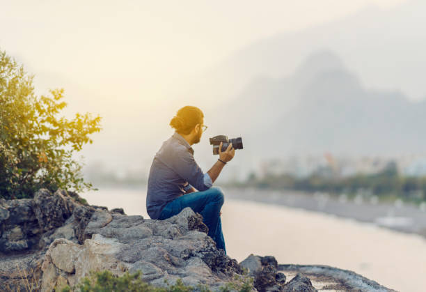 istock Outdoor Photographer 1021781992