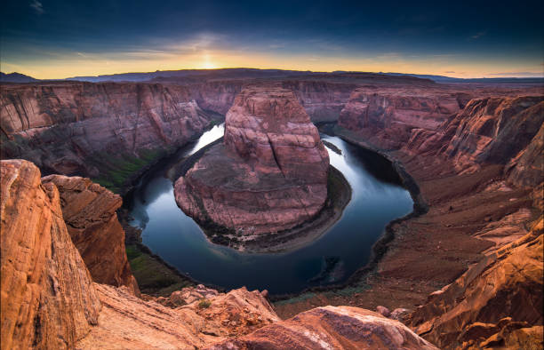 istock Horse shoe bend canyon 1021890114