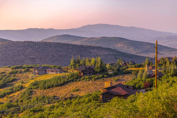 istock Valley views of homes on the hill 1021913286