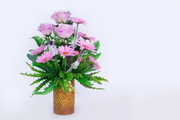 istock Flower, Bouquet, Daisy, Plant, Shelf 1021998504