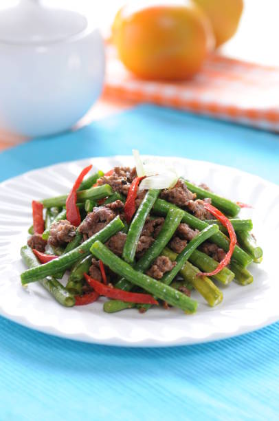 long beans Cook minced meat