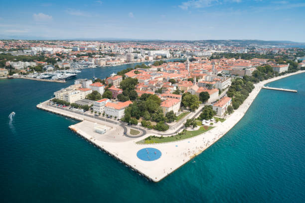 zadar, croácia - adriatic sea bay building exterior built structure - fotografias e filmes do acervo