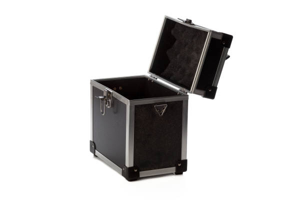 istock Aluminum make up case isolated on white background 1022077732