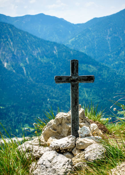 istock mount puerschling near oberammergau 1022227254