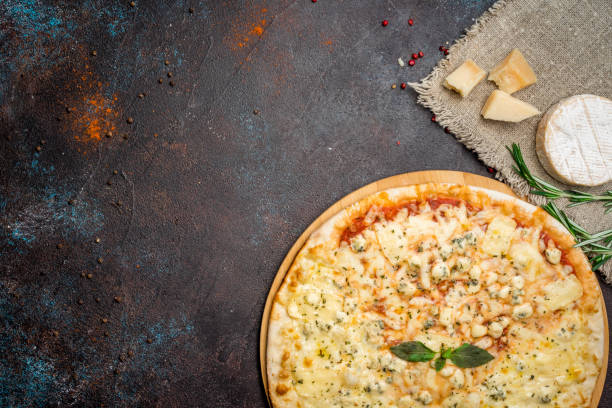 istock Italian pizza Margherita 1022410742