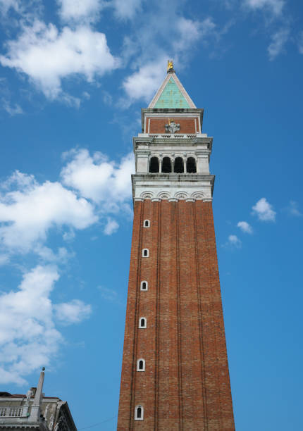 campanile de saint-marc - st marks cathedral photos et images de collection