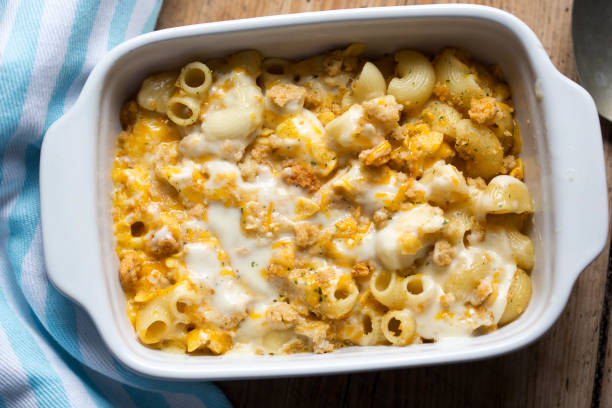 istock Pasta bake with cheese sauce topped with breadcrumbs 1022734670