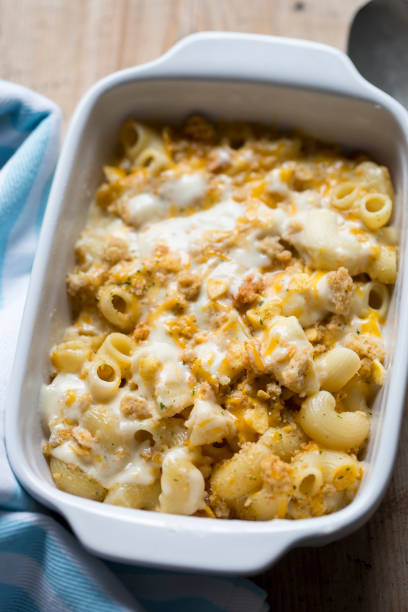 istock Pasta bake with cheese sauce topped with breadcrumbs 1022734958