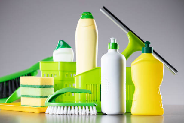 istock House and office cleaning up theme. 1022793246