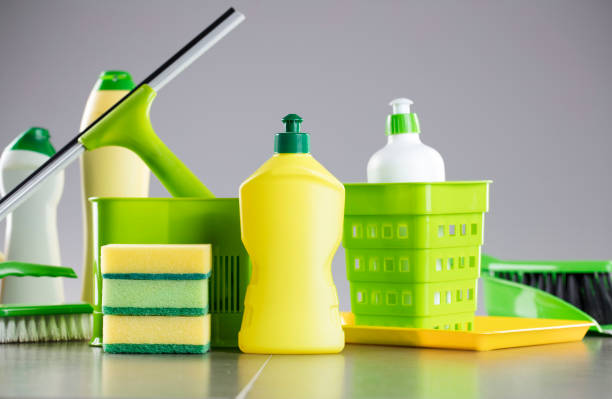 istock House and office cleaning up theme. 1022793428