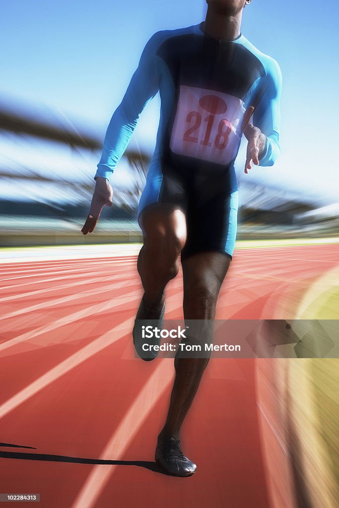 Runner 역주 on track - 로열티 프리 20-24세 스톡 사진