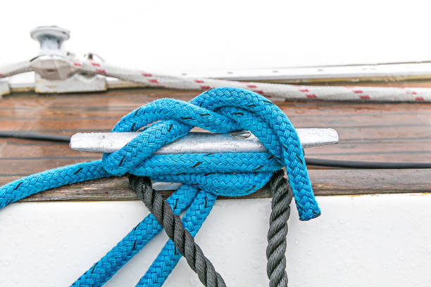 istock Yacht cleat and a tied rope 1022851642