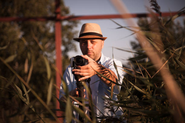 istock Photographer in action 1022861280
