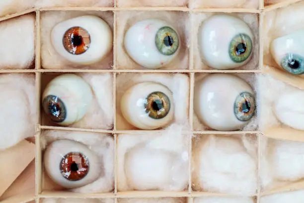 Set of vintage artificial eyes in a box