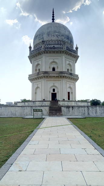 istock Quli Qutb Shahi Tombs Hyderabad India 1023235770