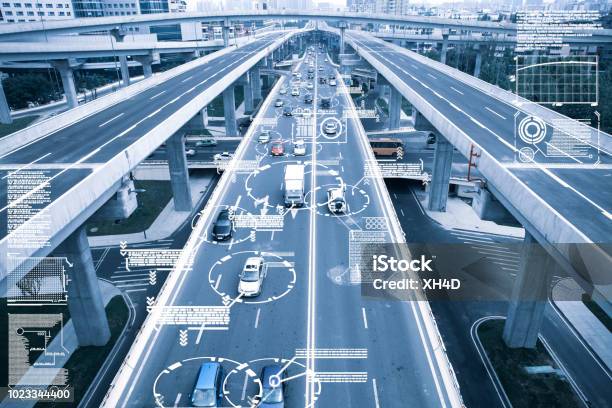 Automatische Auto Stadt Defokussierten Neue Viadukt Stockfoto und mehr Bilder von Verkehrswesen