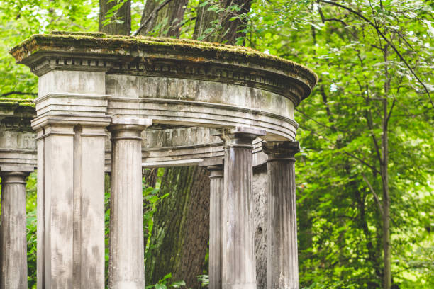 istock Ancient memorial crypt on a cemetery in Europe. 1023347246