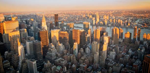 istock NEW YORK. MANHATTAN. SKYLINE 1023394070