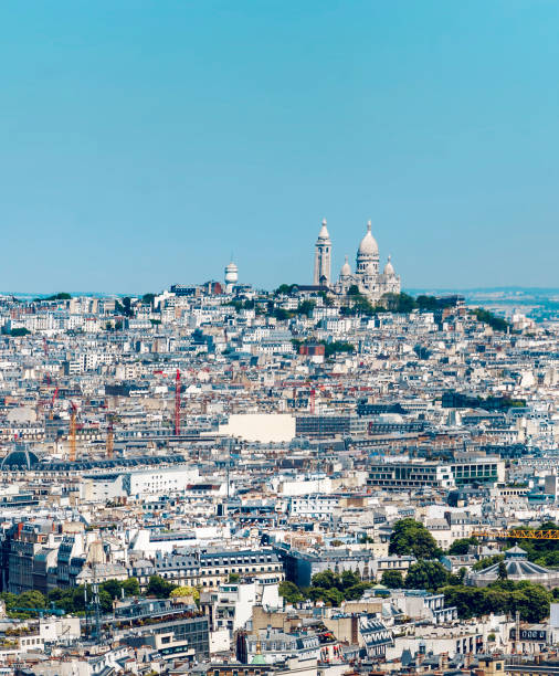 the basilica of the sacred heart of paris, commonly known as sacré-cur basilica and often simply sacré-cur, aerial view - sacré cur basilica imagens e fotografias de stock