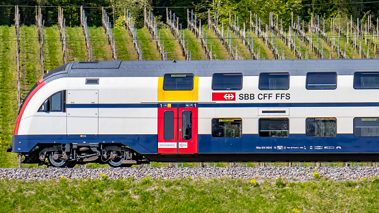 A regional train of the SBB (Swiss Federal Railways) goes in the direction of Thayngen in the canton of Schaffhausen. The Zurich S-Bahn has the largest regional network in Switzerland. This is operated by different companies, all of which belong to the Zurich Transport Association (ZVV). This train composition was built between 2006 and 2009. It can accommodate 360 passengers. With its 3200 kW it reaches a speed of 140 kilometers per hour. Overall, the SBB has 61 pieces of this composition.