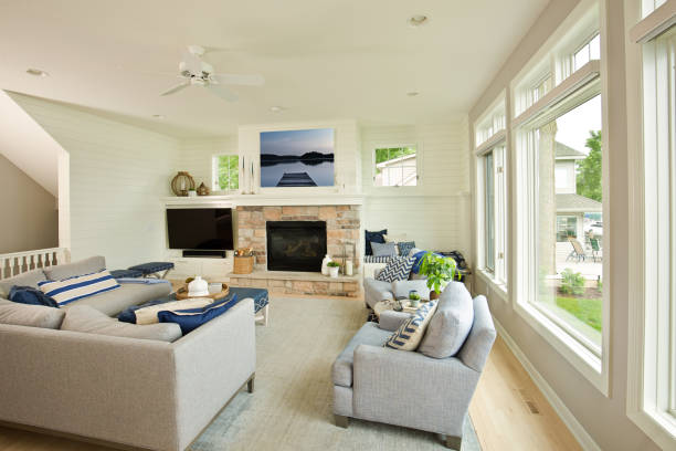istock Modern Living Room Home Interior Design with fireplace and Television 1023592932