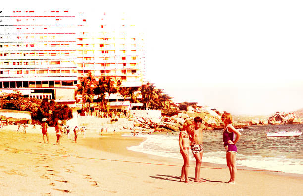 istock Vintage day in a Acapulco beach 1023624354
