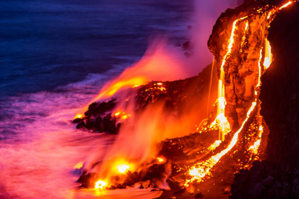 istock Lava Falls at Kilauea 11 1023671904