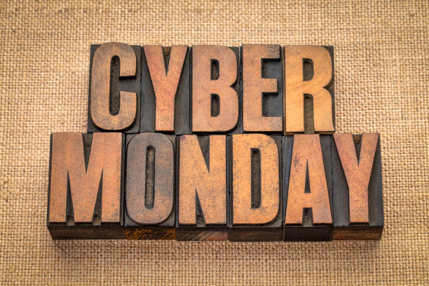 istock Cyber Monday banner in wood type 1023766380