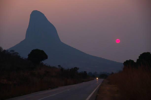 view of morro lubiri, huambo, angola - black blue escape multi colored imagens e fotografias de stock