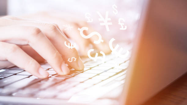 istock Currency management, currency management, cross-border e-commerce concept creative map 1023868266