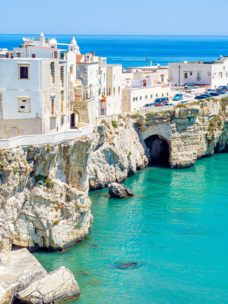 The coast and the houses of Vieste, Gargano, Puglia OLYMPUS DIGITAL CAMERA salento puglia stock pictures, royalty-free photos & images